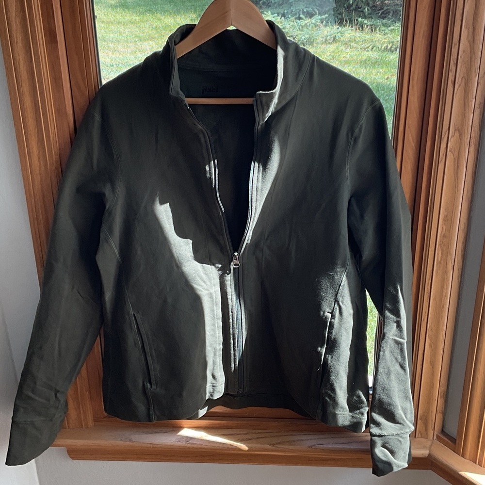 Pact Women’s Olive Lightweight Jacket